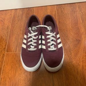 Adidas sneakers size 6.5